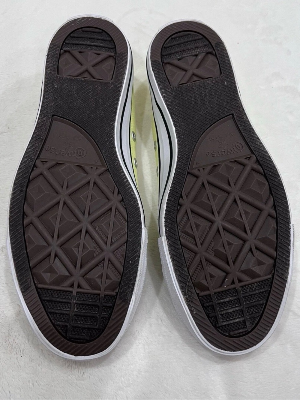Converse Chuck Taylor All Star Low Top Sneakers Oxford Light Zitron Size W9 M7 - Picture 6 of 6
